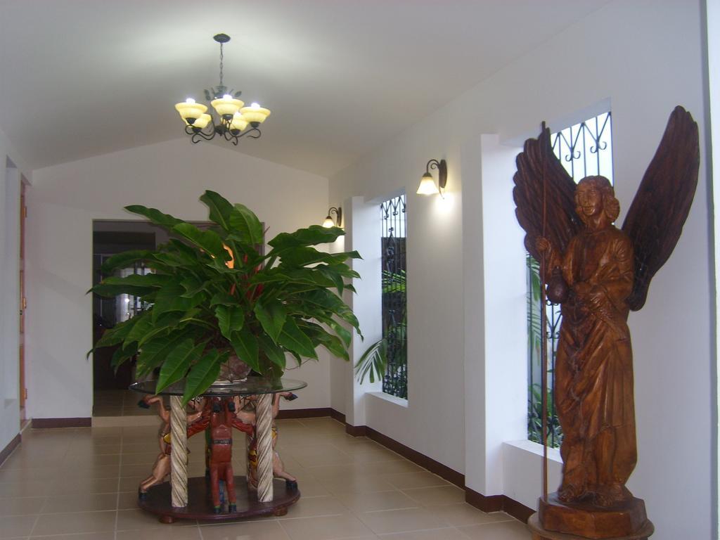Hotel Angel Azul Managua Esterno foto