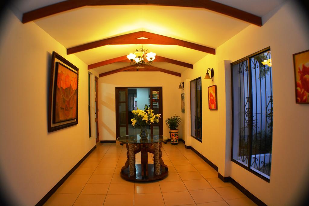 Hotel Angel Azul Managua Esterno foto